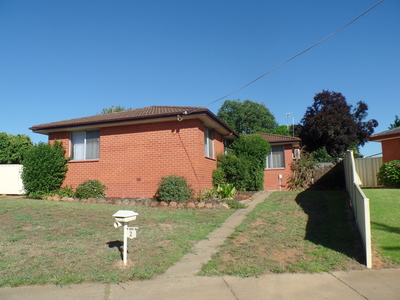 2 Oxford Court, Shepparton