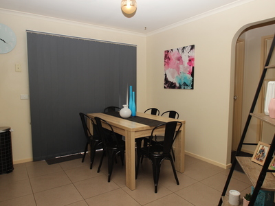 1 / 20 Templeton Place , Wodonga
