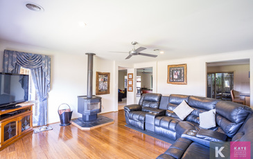 19 Portchester Boulevard, Beaconsfield