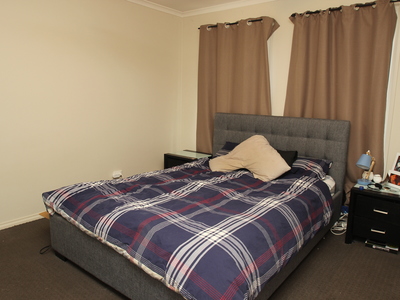 76 Victoria Cross Parade , Wodonga