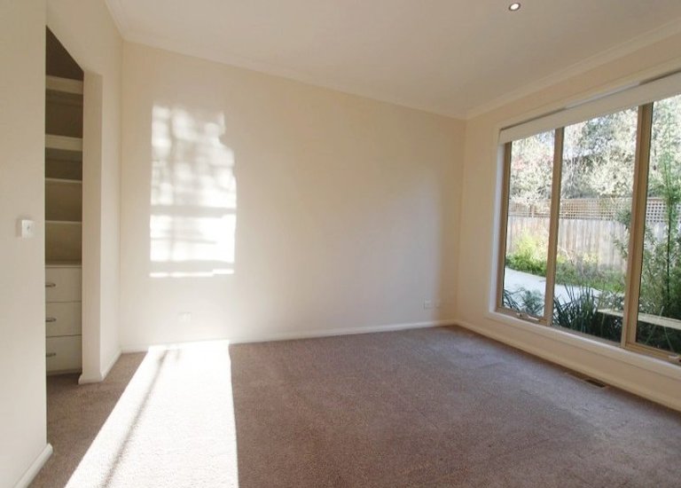 2 / 29 Mountain Ash Avenue, Ashwood