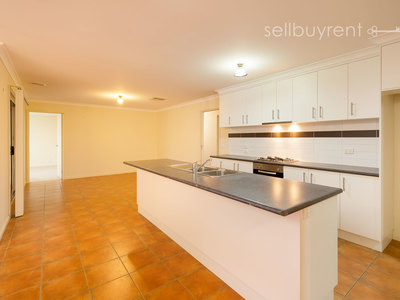 21 KENNETH WATSON DRIVE, Bandiana