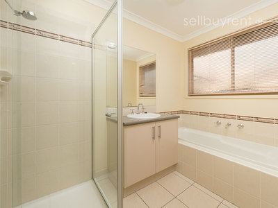 21 KENNETH WATSON DRIVE, Bandiana