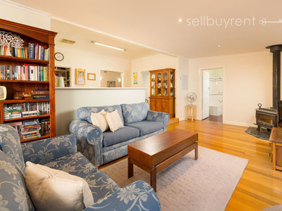 3 MULQUEENEY STREET, Wodonga
