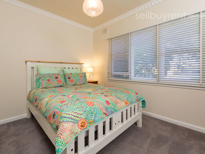 3 MULQUEENEY STREET, Wodonga