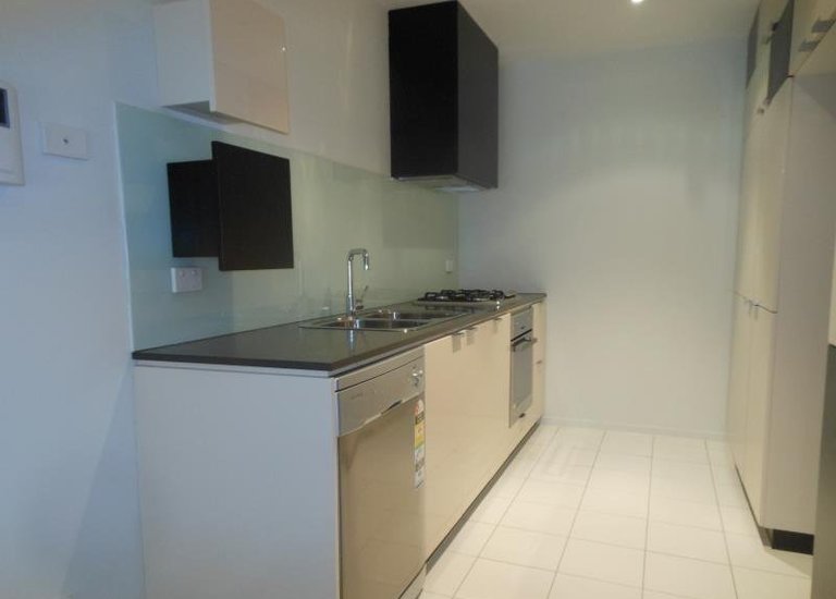 213 / 15-21 Harrow Street, Box Hill