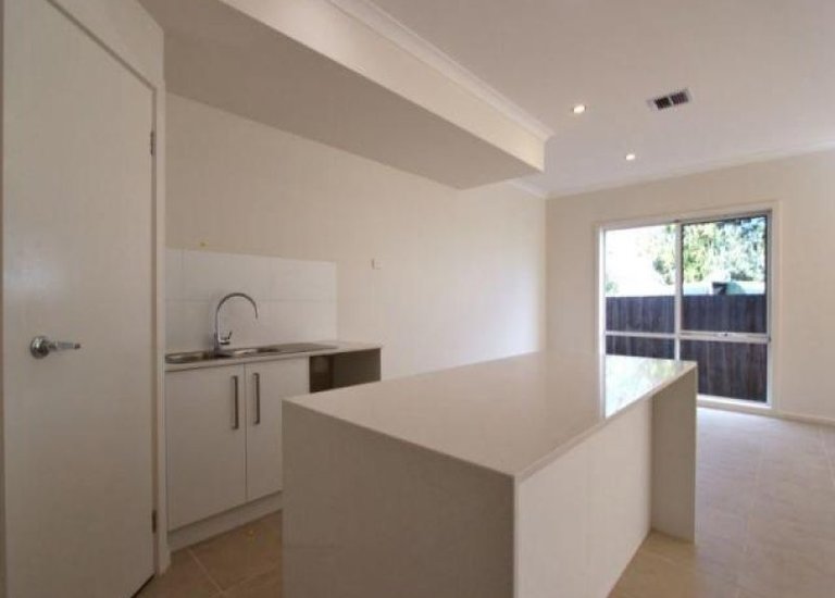 3 / 12 Kirk Street, Ringwood
