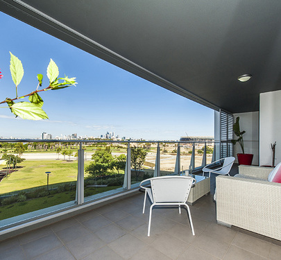 402 / 96 Bow River , Burswood