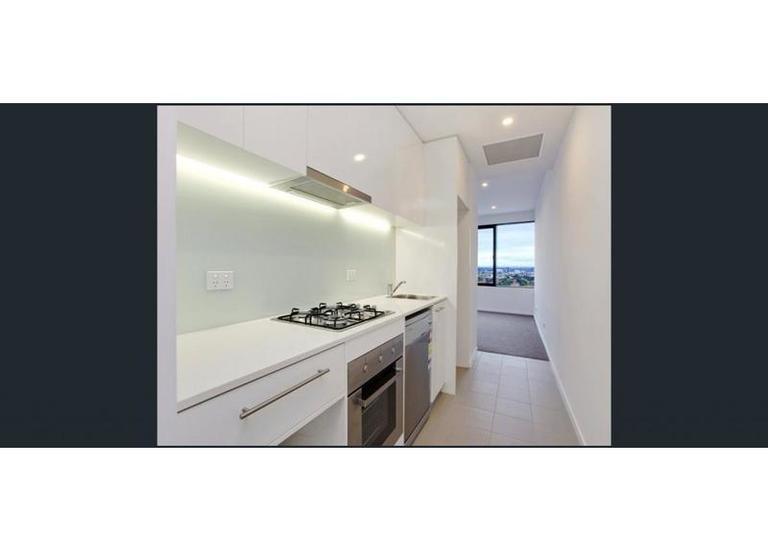 1321 / 18 Mt Alexander Road, Travancore