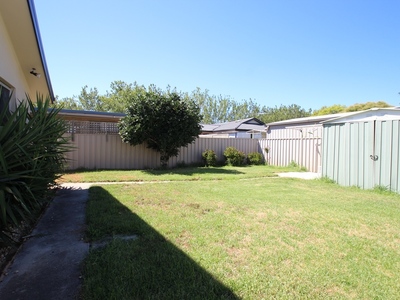 5 ALLAMBIE CRESCENT , Wodonga