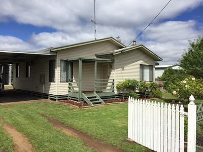 2 McIntosh Street, Nangwarry