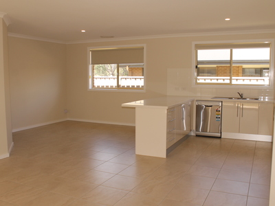 23 PECH AVENUE, Jindera