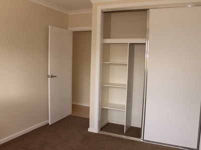 23 PECH AVENUE, Jindera