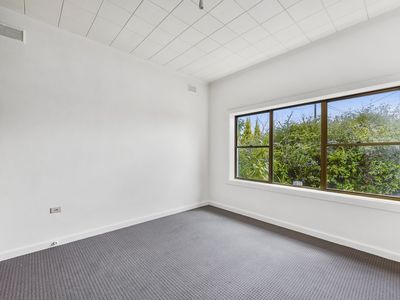 86 Lake Terrace East, Mount Gambier