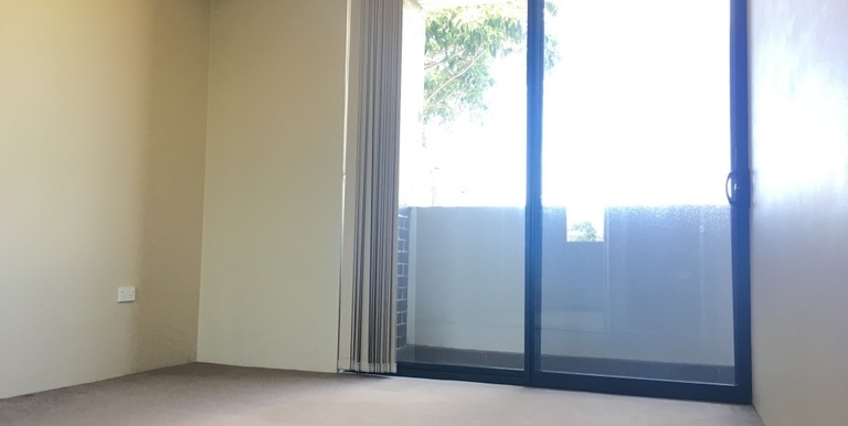 6 / 19  CLAREMONT STREET, Campsie