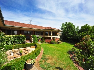 49 SANS SOUCI DRIVE, Wodonga