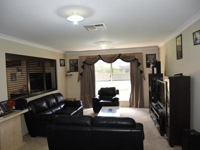 4 Coralgum Avenue, Kialla