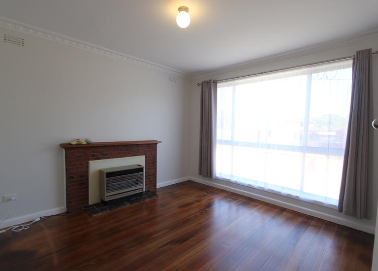 11 Lenore Street , Springvale