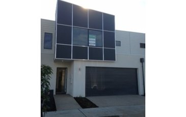 7 Officedale Rd, Officer
