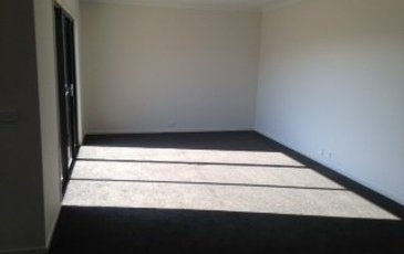 7 Officedale Rd, Officer