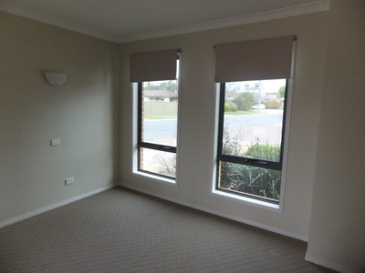 2 Greybox Way, Kialla