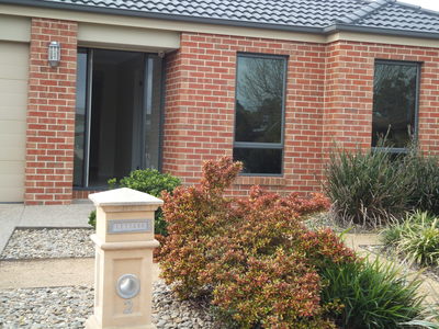 2 Greybox Way, Kialla