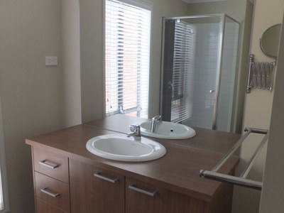 2 Greybox Way, Kialla