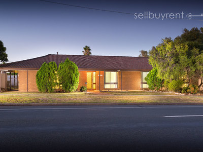 38 SERPENTINE AVENUE, West Wodonga