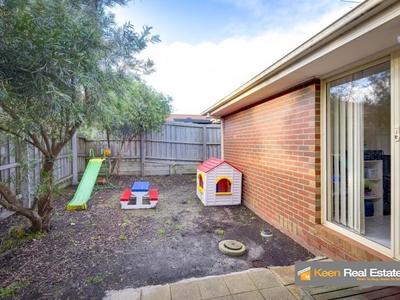 6 / 4 Paydon Way, Hampton Park