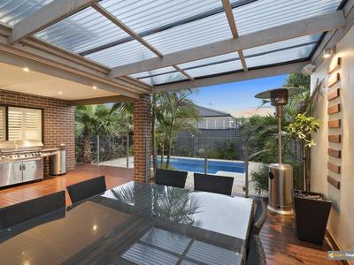 5 Merrowland Avenue, Cranbourne North
