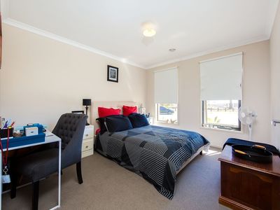 26 DAINTREE WAY, Wodonga