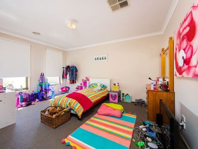 26 DAINTREE WAY, Wodonga