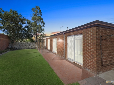 5 Kent Crt, Cranbourne North