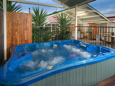 16 TEAL COURT, Wodonga