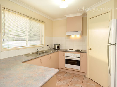 1 / 471 HILL STREET, Lavington