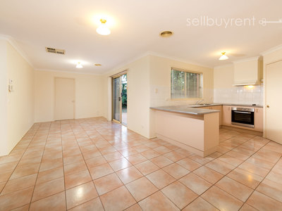 1 / 471 HILL STREET, Lavington