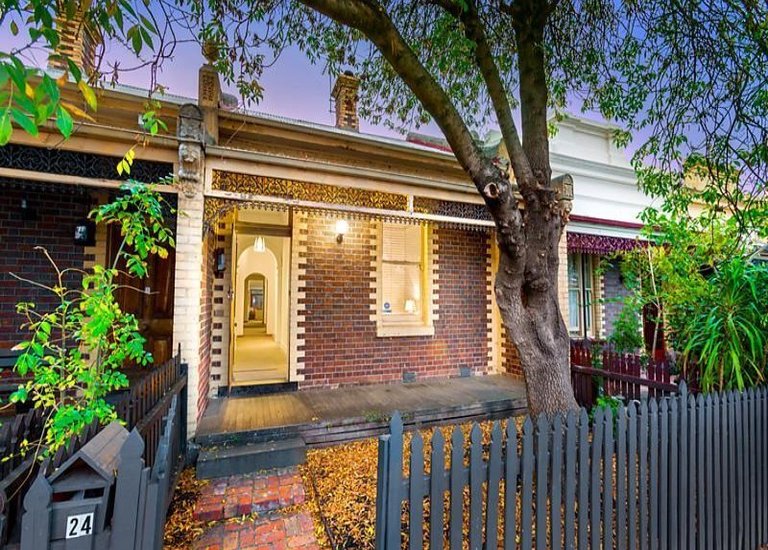 24 Benjamin Street, Parkville