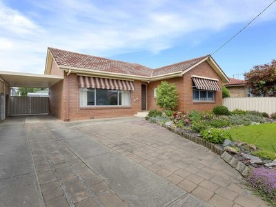 77 WILSON STREET, Wodonga