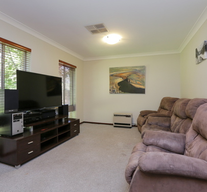 21 Whaleback Avenue, Parkwood