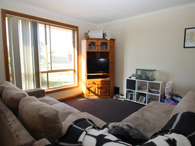 1 / 17 ROADSHOW DRIVE , Wodonga
