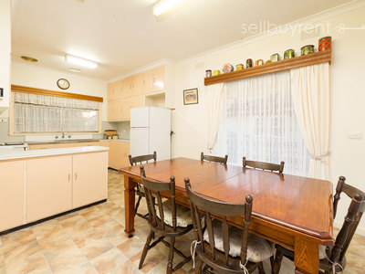 63 CHARLES STREET, Wodonga
