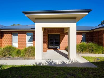 5 CADDY COURT, Wodonga