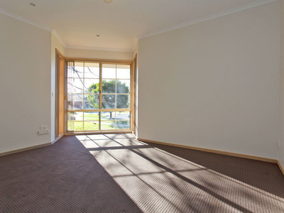11 SHIELS COURT , Wodonga