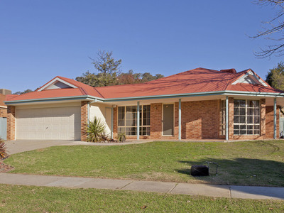 11 SHIELS COURT , Wodonga