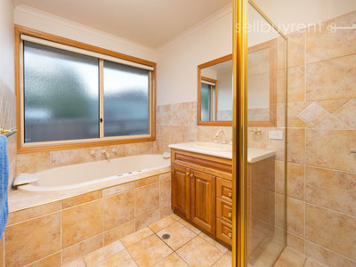 35 WHERNSIDE DRIVE, Wodonga