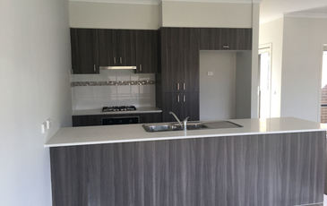 12 Grandvue Boulevard, Pakenham