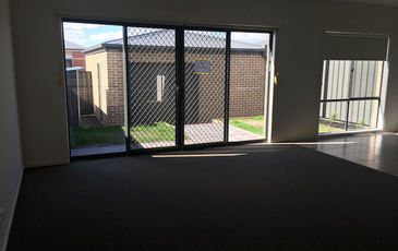 12 Grandvue Boulevard, Pakenham