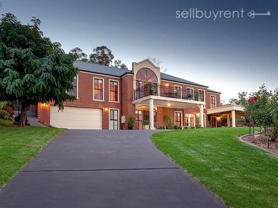 22 AVONDALE DRIVE, Wodonga