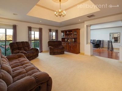 22 AVONDALE DRIVE, Wodonga