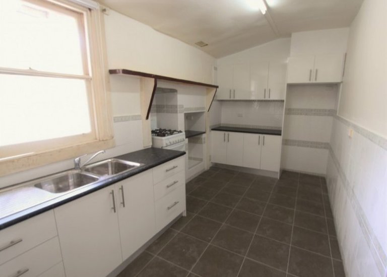 7 Howard Street, Box Hill